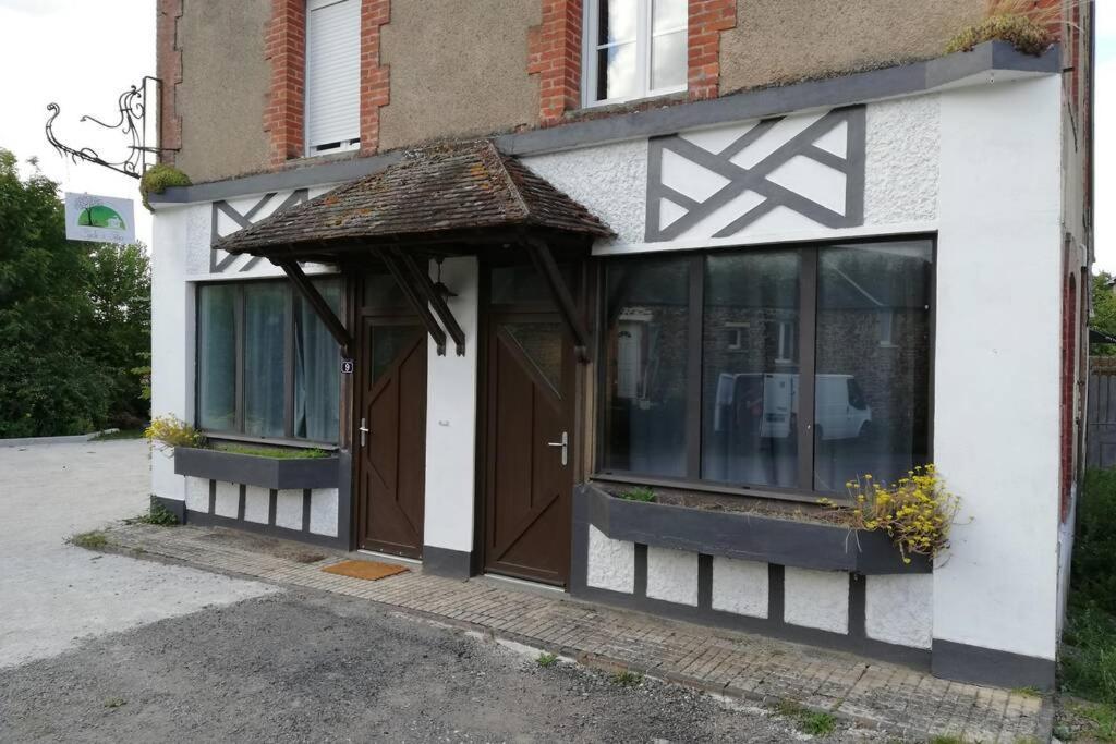 La Maison Reseau Cycle Et Gites クレシー エクステリア 写真